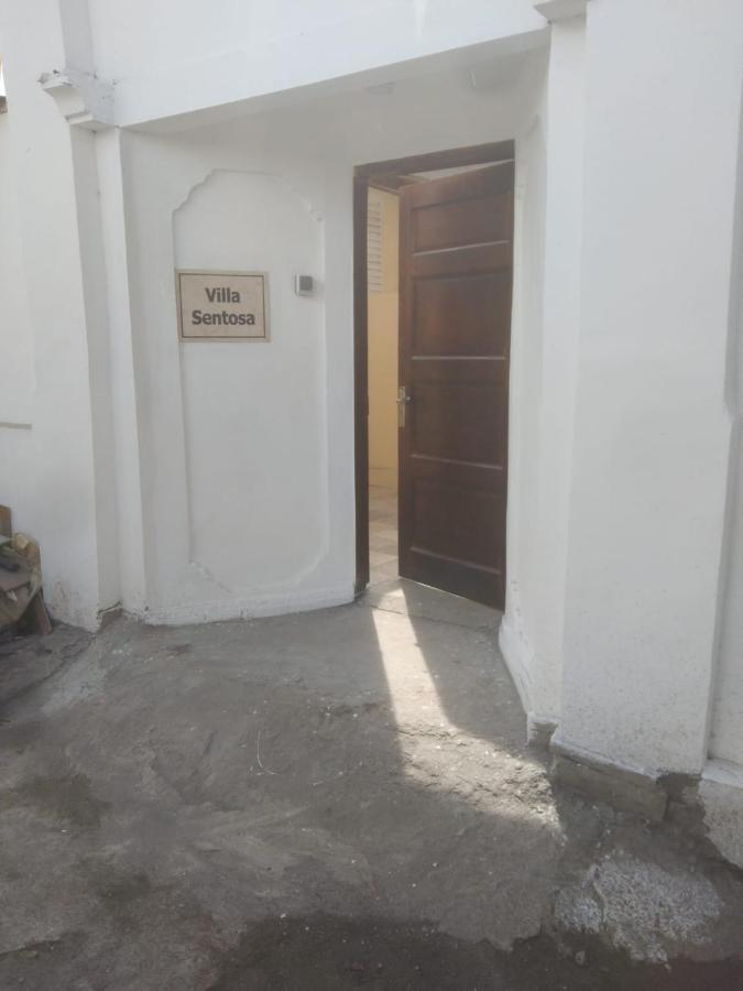 Villa Sentosa, Cheerful 3-Bedroom Villa With Pool Gili Trawangan Exterior photo